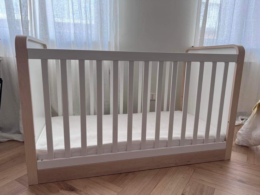 Ikea Alksvard kinderbed, Kinderen en Baby's, Babywiegjes en Ledikanten, Zo goed als nieuw, Ledikant, Ophalen