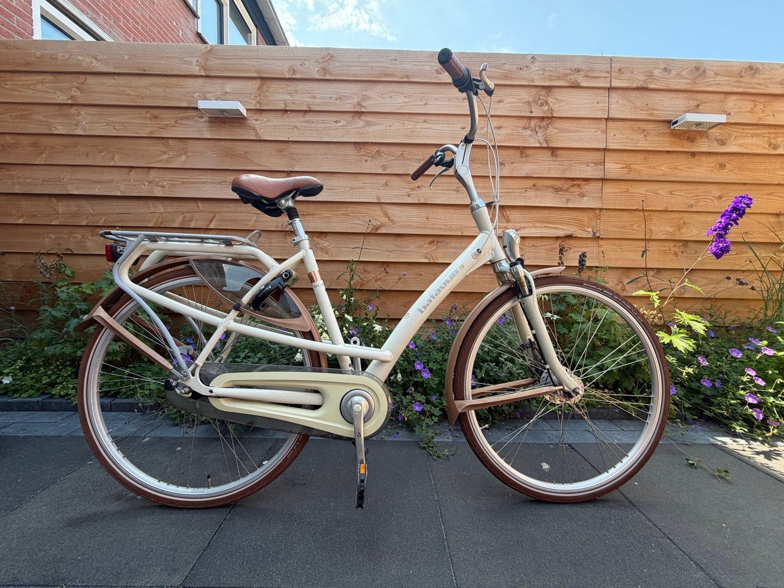 Batavus Damesfiets met lage instap - Zo goed als nieuw, Ophalen, Velgrem, Batavus, 50 tot 53 cm
