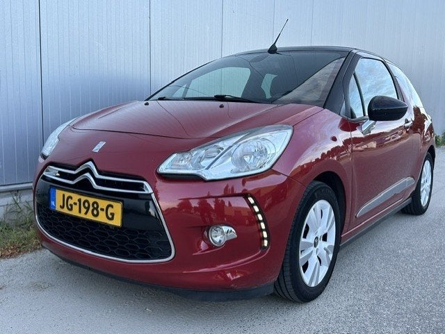 Citroën DS3 Cabrio 1.2 VTi So Chic, CABRIO, luxe uitv, Auto's, Citroën, Euro 5, 1199 cc, Cabriolet, 82 pk