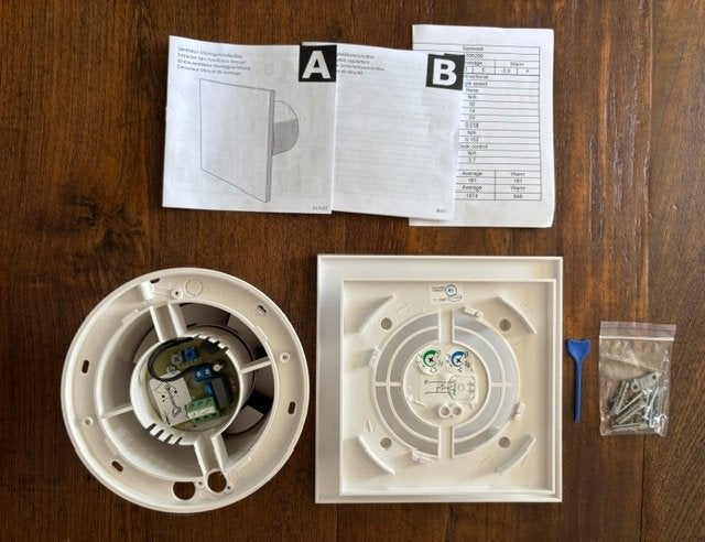 Sanivesk design ventilator D100TH met timer en vochtsensor, Doe-het-zelf en Verbouw, Ventilatie en Afzuiging, Zo goed als nieuw