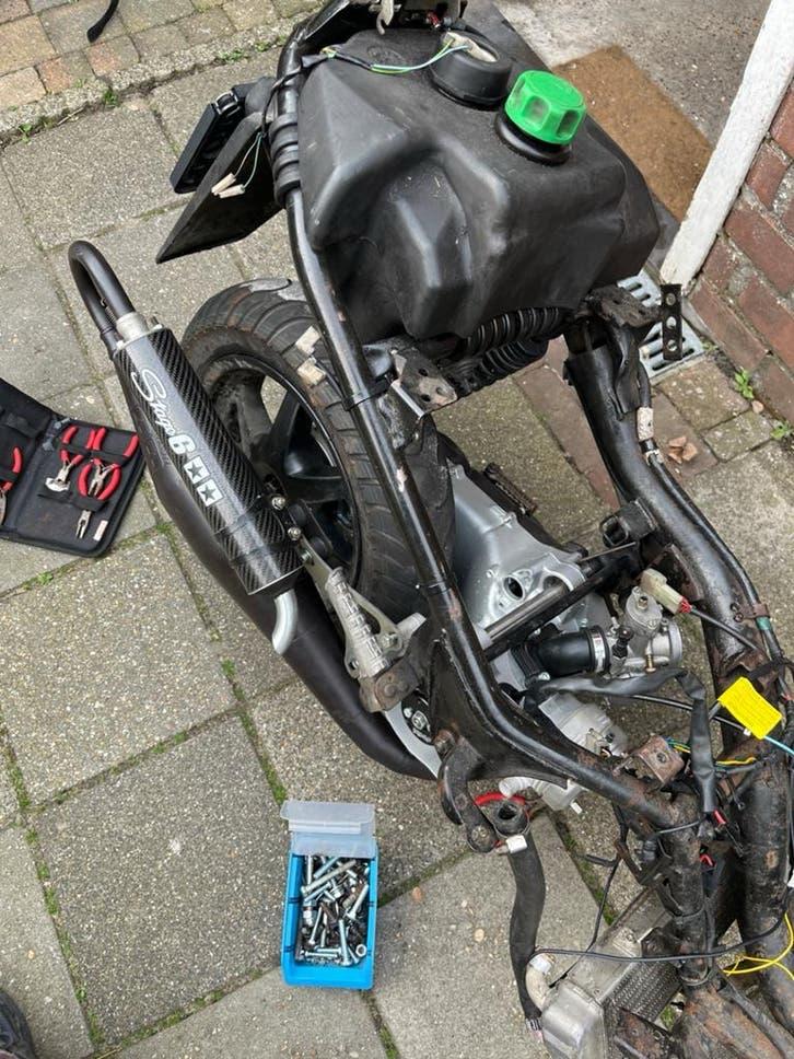 Jog RR 70cc Sprinter (Waardepeiling), Fietsen en Brommers, Brommeronderdelen | Scooters, Ophalen, Zo goed als nieuw, Yamaha