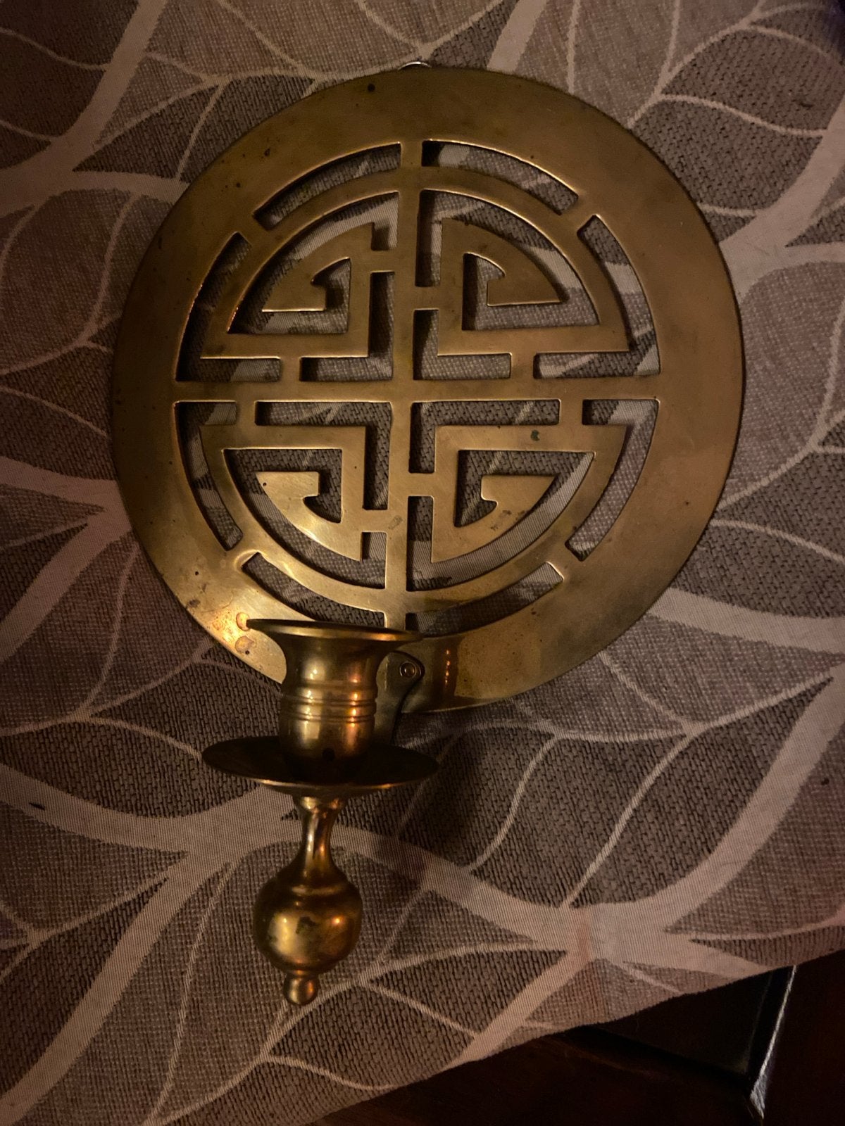 Oude Chinese messing wandkandelaar met symbool, Antiek en Kunst, Verzenden, Koper of Brons