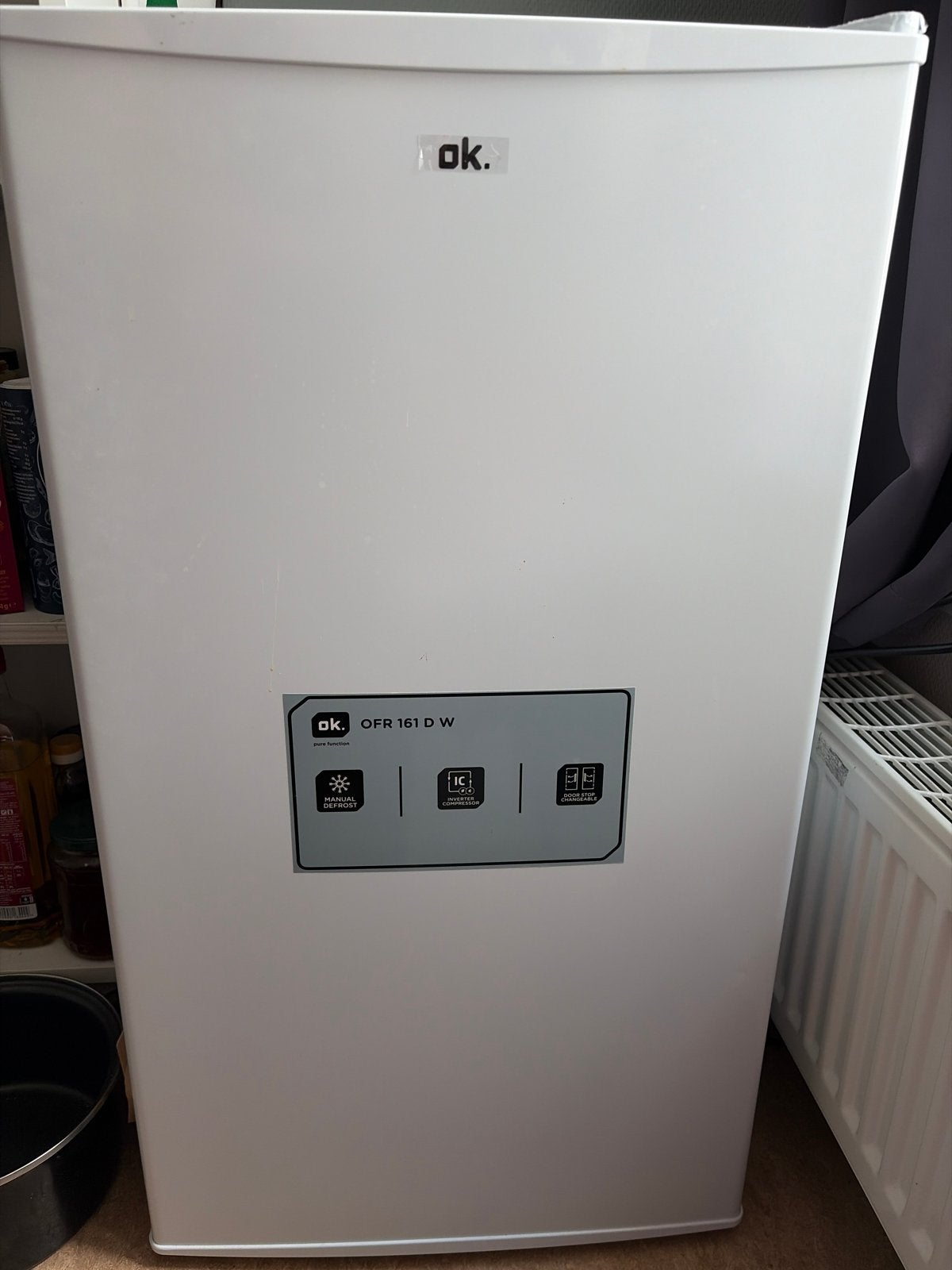 OK. Minikoelkast - Ideaal voor kleine ruimtes, Witgoed en Apparatuur, Koelkasten en IJskasten, Ophalen, Minder dan 75 liter, Zonder vriesvak