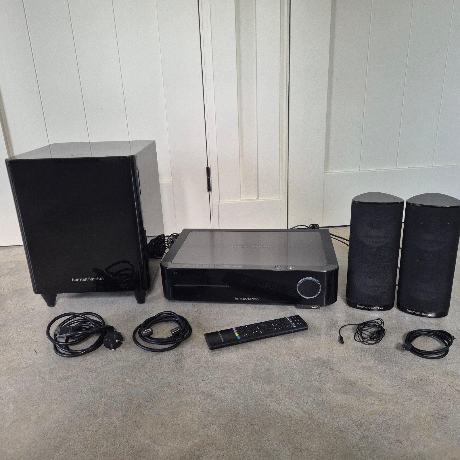 Harman Kardon BDS 2.1 Home Cinema Systeem met Blu-ray, Gebruikt, 2.1-systeem, Blu-ray-speler, 70 watt of meer