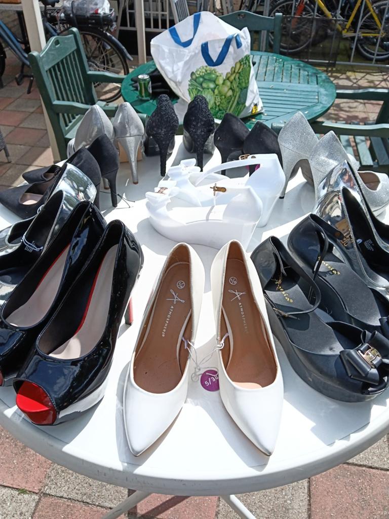 Mooie pumps hoge hakken en hoge laarzen, Overige typen, Zwart, Maat 46/48 (XL) of groter, Ophalen of Verzenden