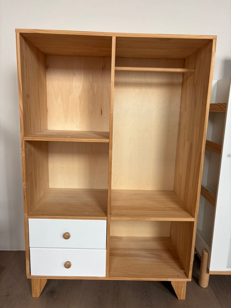 Houten kledingkast kinderen (montessori), Ophalen, Kast, 105 cm of meer, Zo goed als nieuw