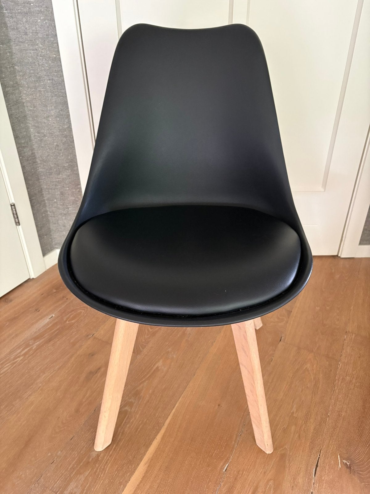 4 zwarte eetkamerstoelen, Ophalen, Zo goed als nieuw, Zwart, Twee