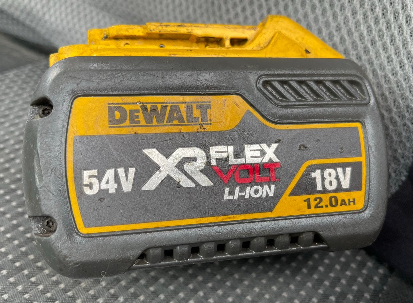 Dewalt flex accu 54 v, Ophalen of Verzenden, Zo goed als nieuw