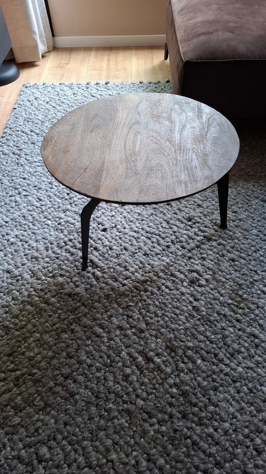 Industriële salontafel By-Boo Kenji - Mangohout & Metaal, 50 tot 100 cm, Rond, 50 tot 100 cm, Zo goed als nieuw