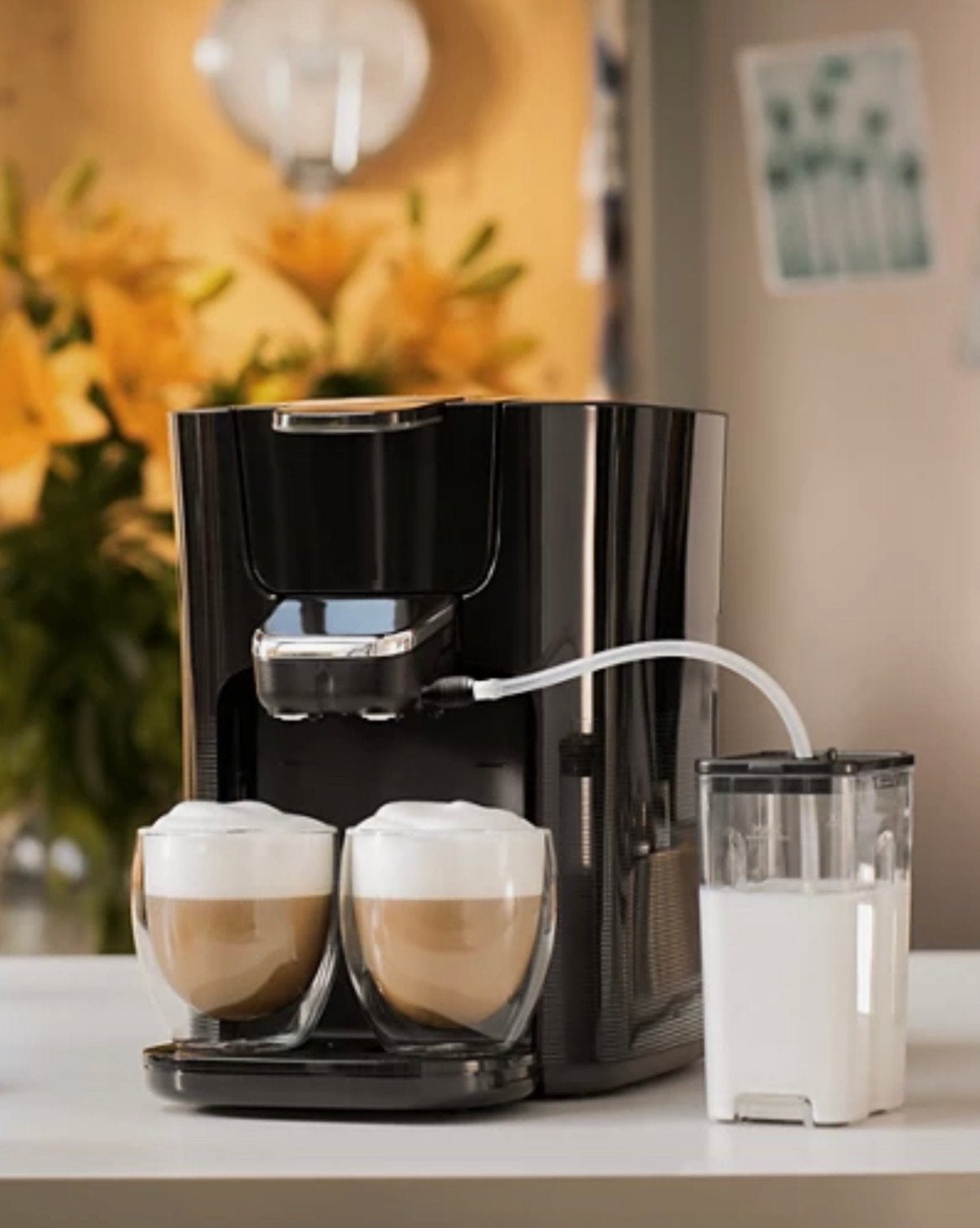 Senseo Latte Duo Plus - Heerlijke koffie en melkspecialiteit, Stoompijpje, Koffiepads en cups, Gebruikt, Koffiemachine