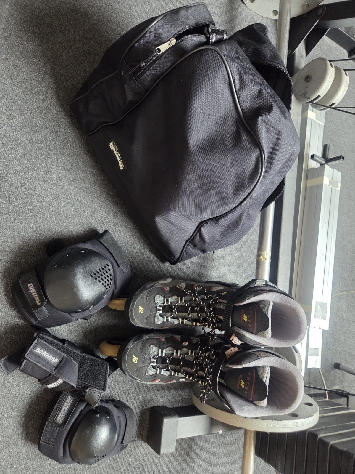 K2 Ascent Inline Skates met Bescherming en Tas, Sport en Fitness, Skeelers, K2, Gebruikt, Heren, Ophalen of Verzenden