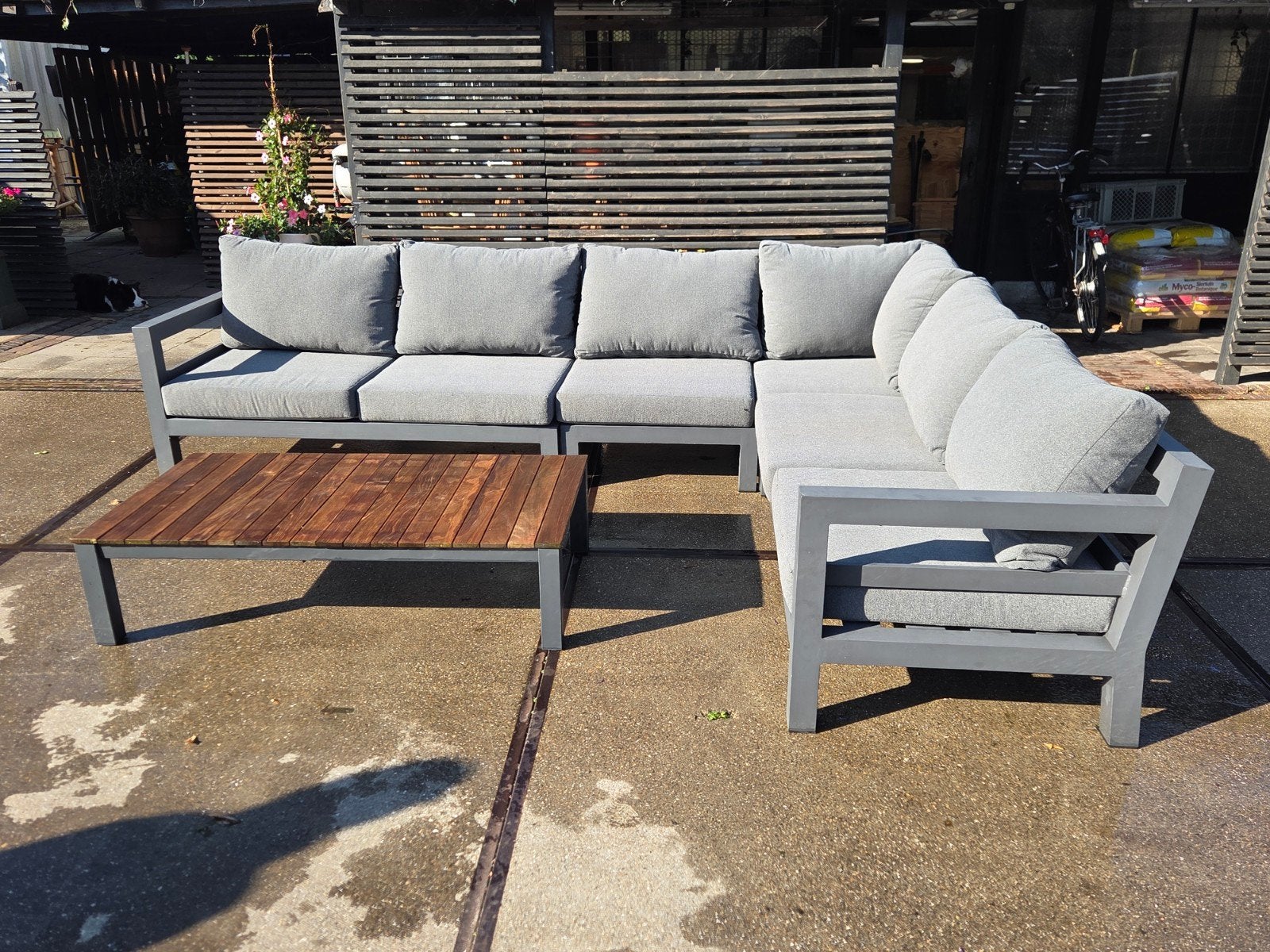 YOI Loungeset met losse elementen en salontafel, Ophalen, Gebruikt, Aluminium, Loungeset