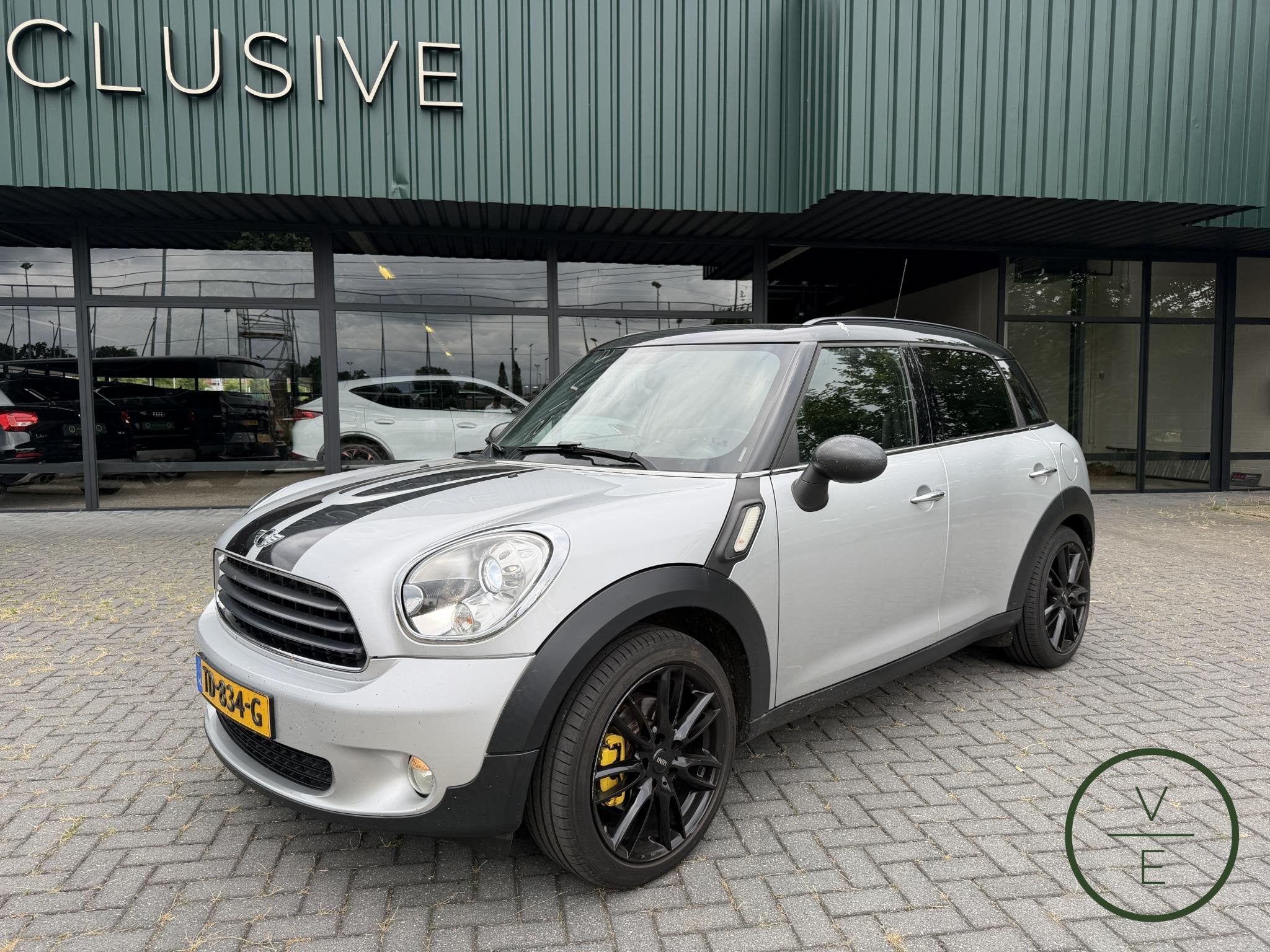 MINI Countryman 1.6 Cooper Chili | Pano | Cruise | Clima |, Auto's, Voorwielaandrijving, Euro 5, Gebruikt, Zwart