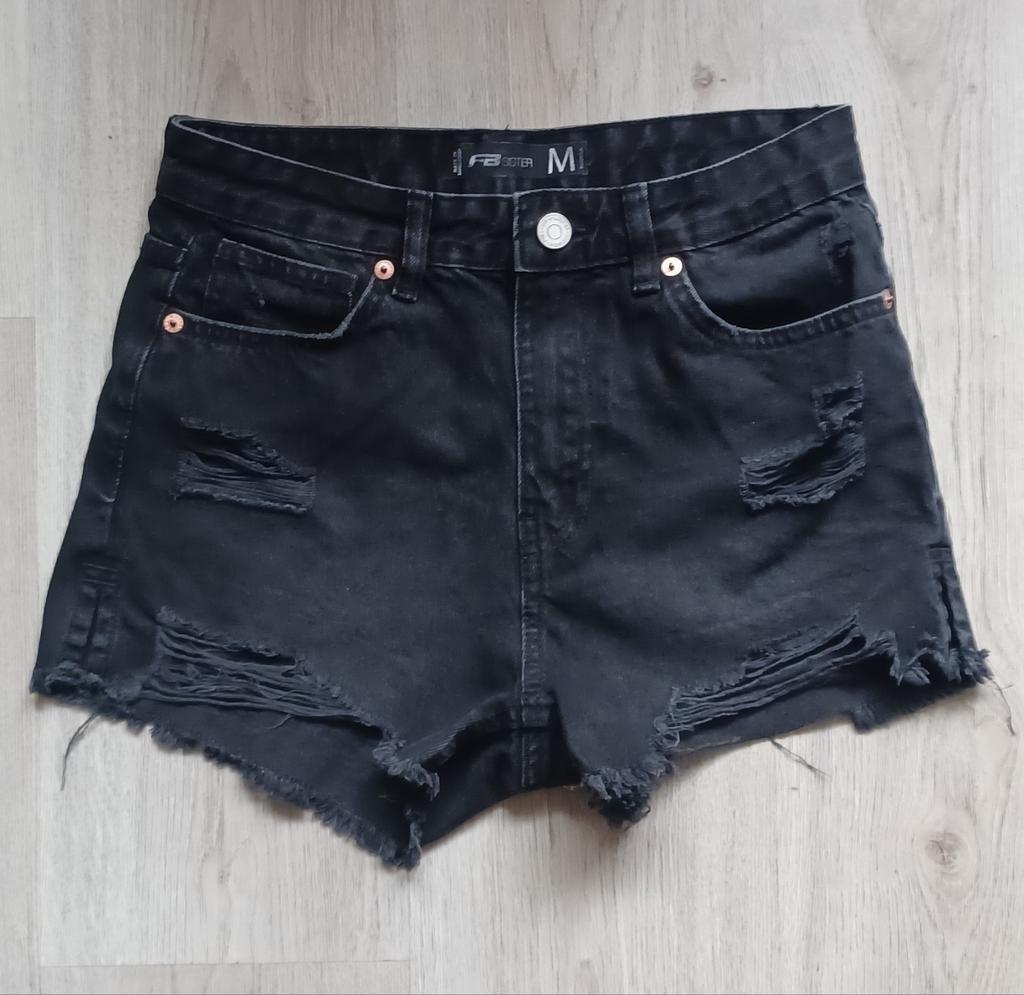 FB Sister NEW YORKER Korte Broek Denim zwart Maat 38, Kleding | Dames, Ophalen of Verzenden, Zo goed als nieuw, Zwart, W30 - W32 (confectie 38/40)