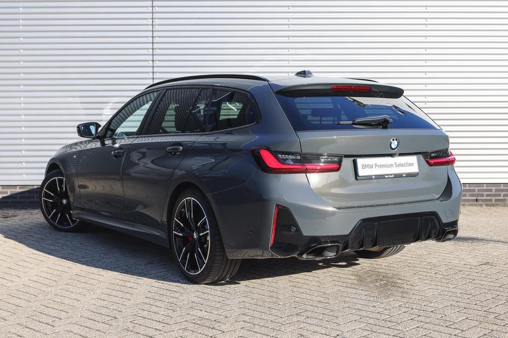 BMW 3 Serie Touring M340d xDrive High Executive M Sport Auto, Auto's, BMW, Metallic lak, Gebruikt, 2993 cc, Met garantie (alle)