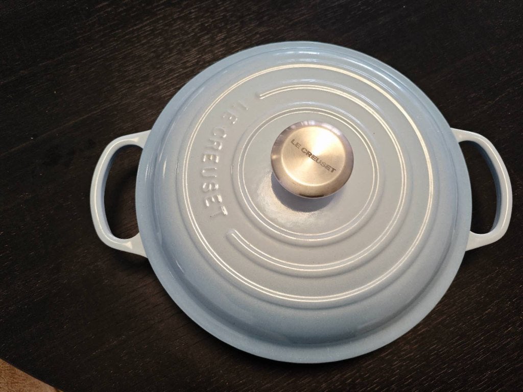 Le Creuset Signature Campagnard Braadpan, 26cm coastal blue, Huis en Inrichting, Keuken | Potten en Pannen, Ophalen of Verzenden