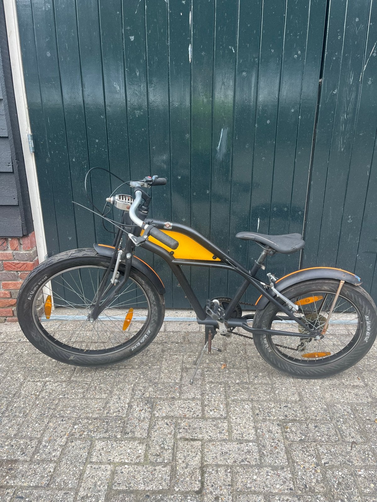 Stoere zwarte fiets met oranje accenten, Fietsen en Brommers, Gebruikt, Velgrem, Versnellingen, 53 tot 57 cm