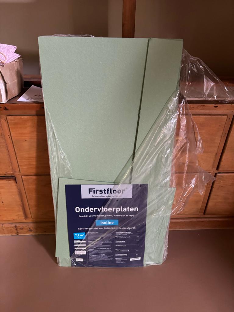 Gratis: Ondervloerplaten Isoline +- 4 m², Ophalen, Overige materialen, 30 cm of meer, 50 tot 150 cm