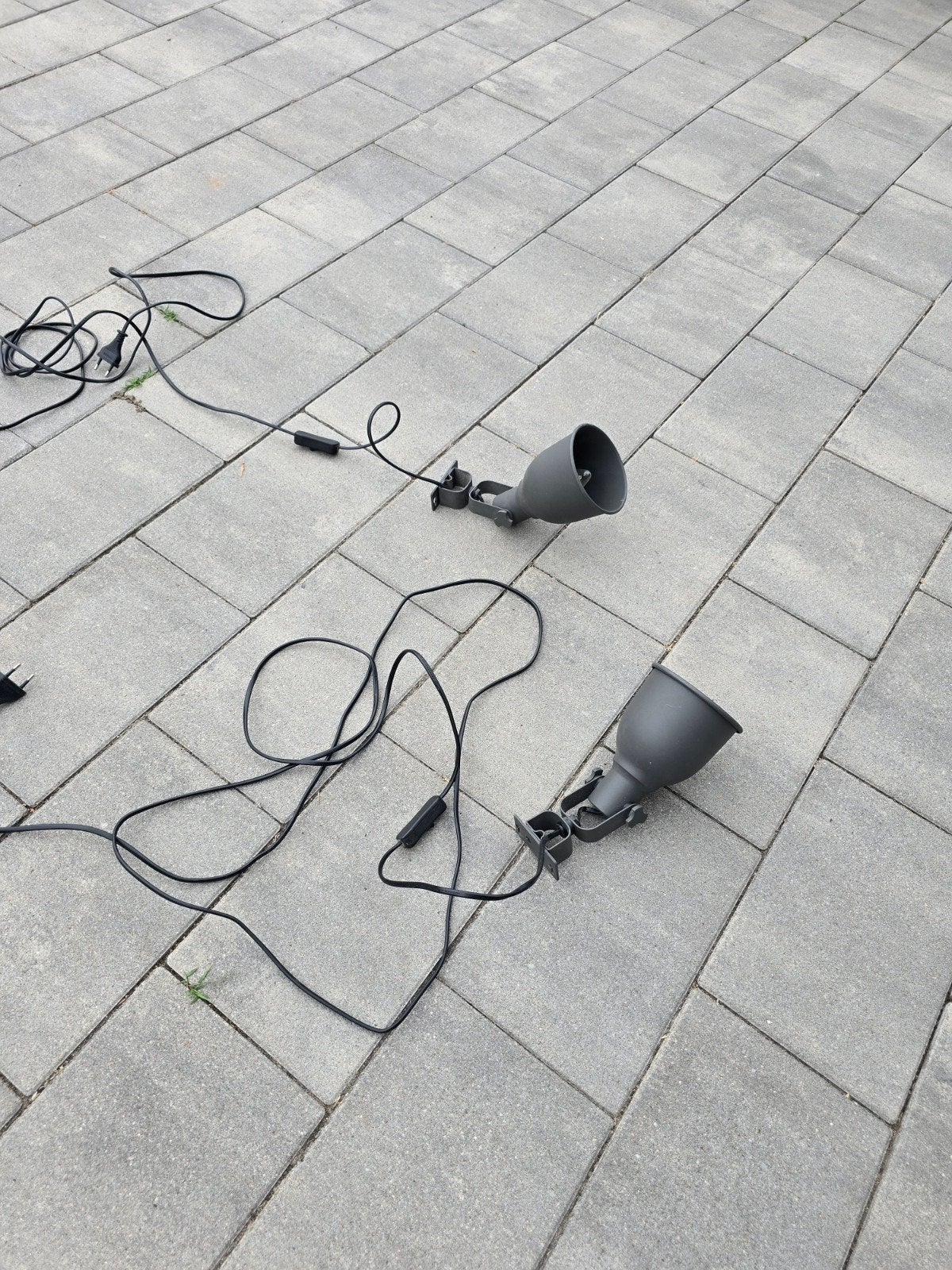 2 metalen richtbare lampen, Ophalen, Met schakelaar, Grijs, Zo goed als nieuw