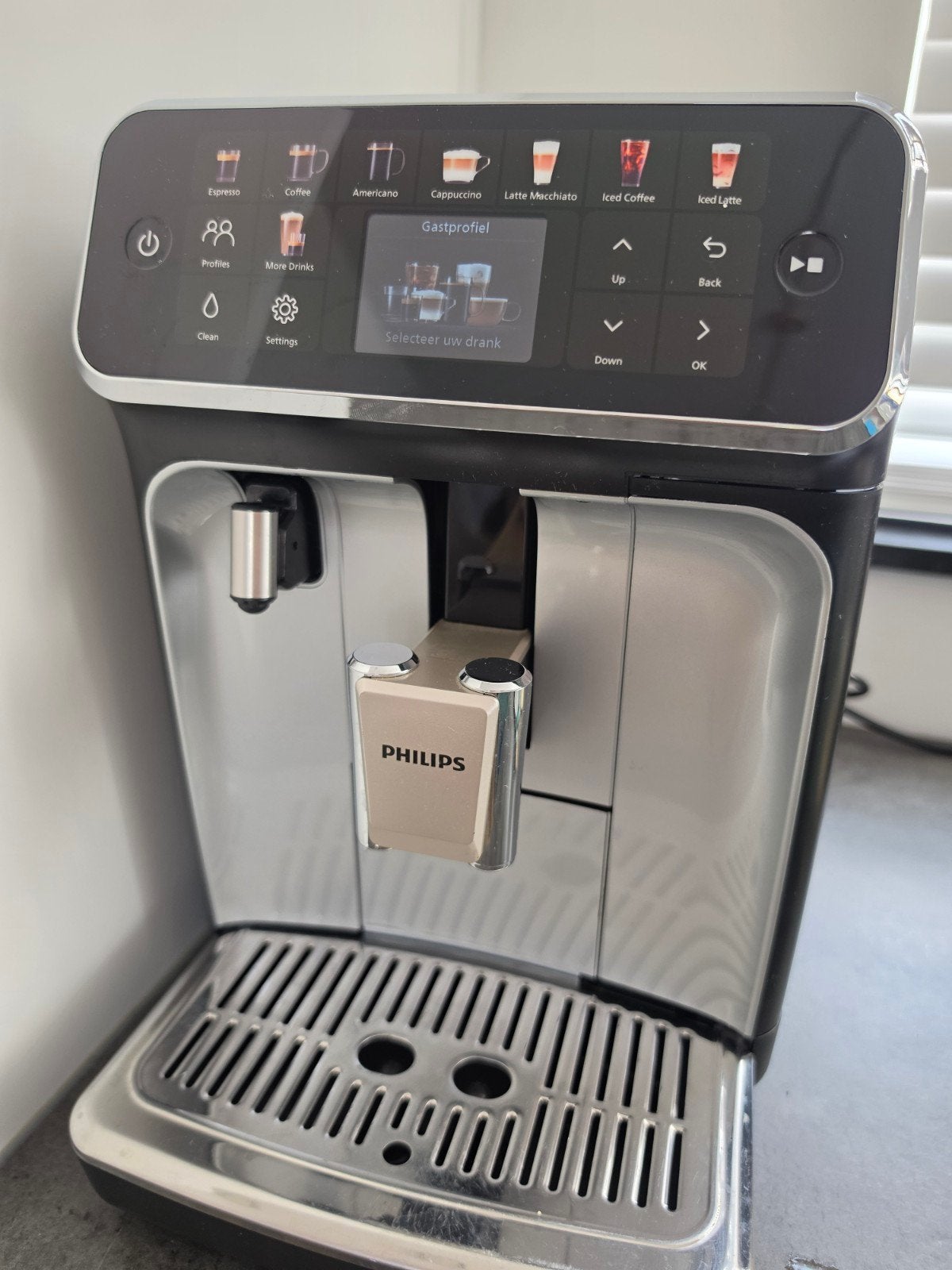 Philips EP5546/70 Volautomatische Espressomachine, Ophalen