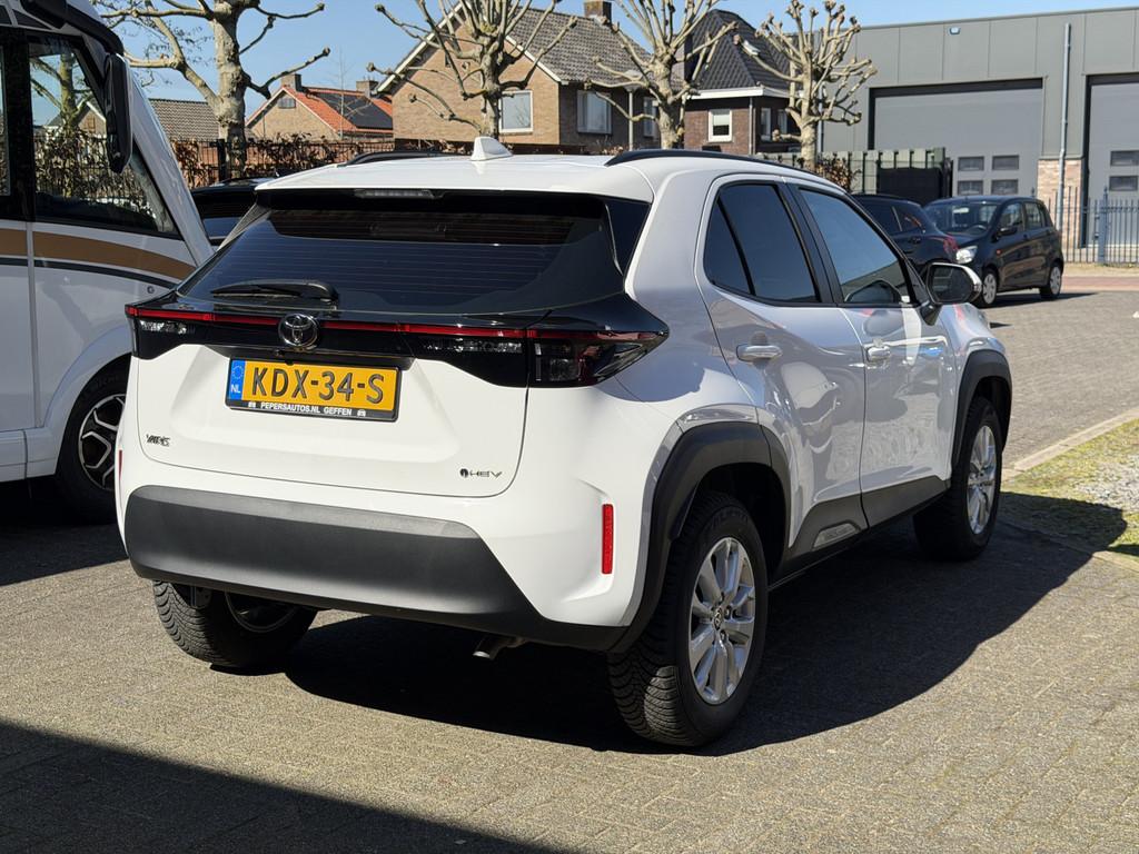 Toyota Yaris Cross 1.5 Hybrid 115 Active Stoel / stuurverwar, 748 kg, Stof, Gebruikt, Euro 6