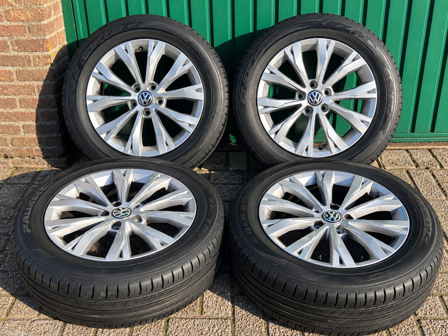 Volkswagen 18 inch velgen met Falken zomerbanden, Ophalen, 18 inch, Gebruikt, Banden en Velgen