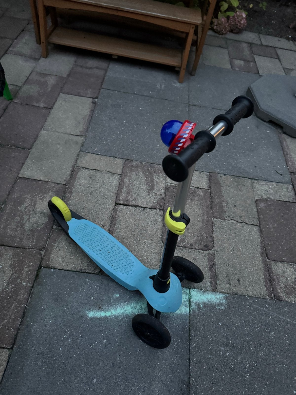 Kinderstep met 3 wielen - Blauw en Zwart, Fietsen en Brommers, Ophalen of Verzenden, Gebruikt, Gewone step