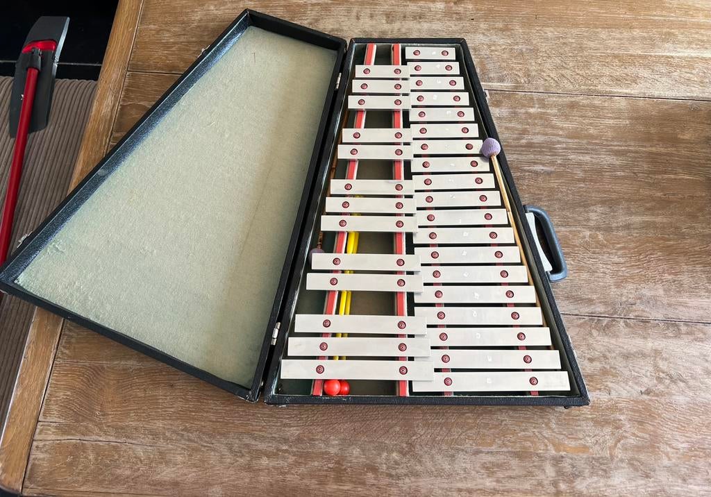 Xylophone Royal Bell in een zwarte koffer., Muziek en Instrumenten, Ophalen, Gebruikt