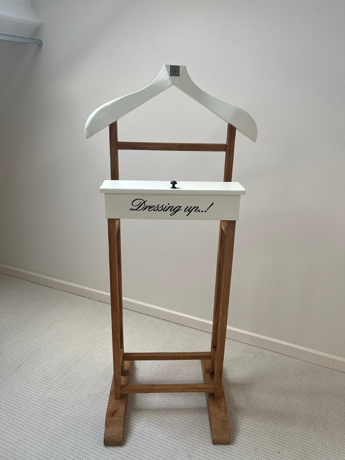 Riviera Maison Valet Stand "Dressing Up..!", Ophalen, 100 tot 150 cm, Zo goed als nieuw, Staande kapstok