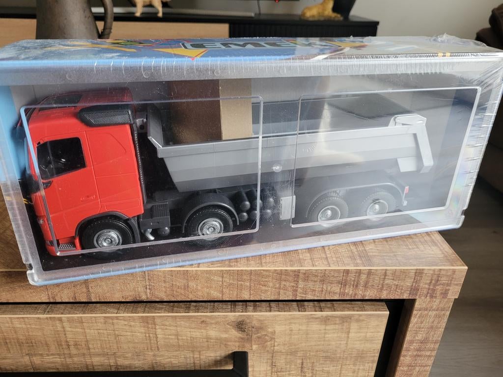 Volvo kiepwagen, Hobby en Vrije tijd, Overige merken, Emek, Nieuw, Ophalen of Verzenden