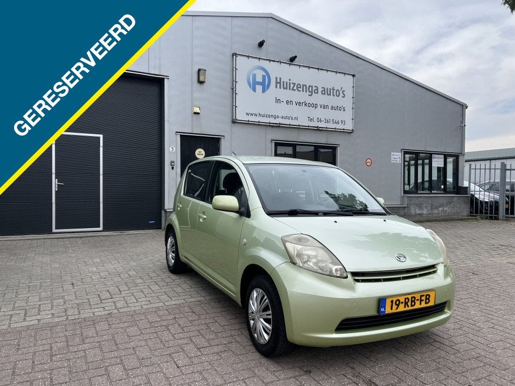 Daihatsu Sirion 2 1.3-16V |AIRCO |NIEUWE APK (bj 2005), Auto's, Gebruikt, 31 €/maand, 4 cilinders, Elektrische ramen