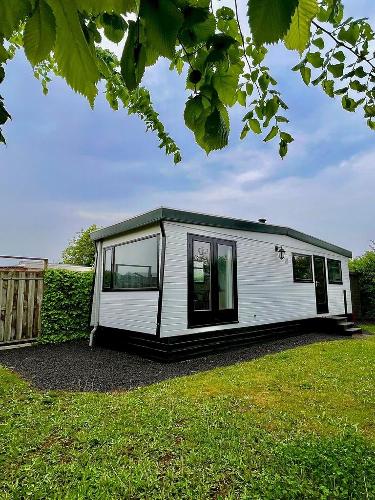 Instapklaar Chalet inclusief staanplaats, Tot en met 2
