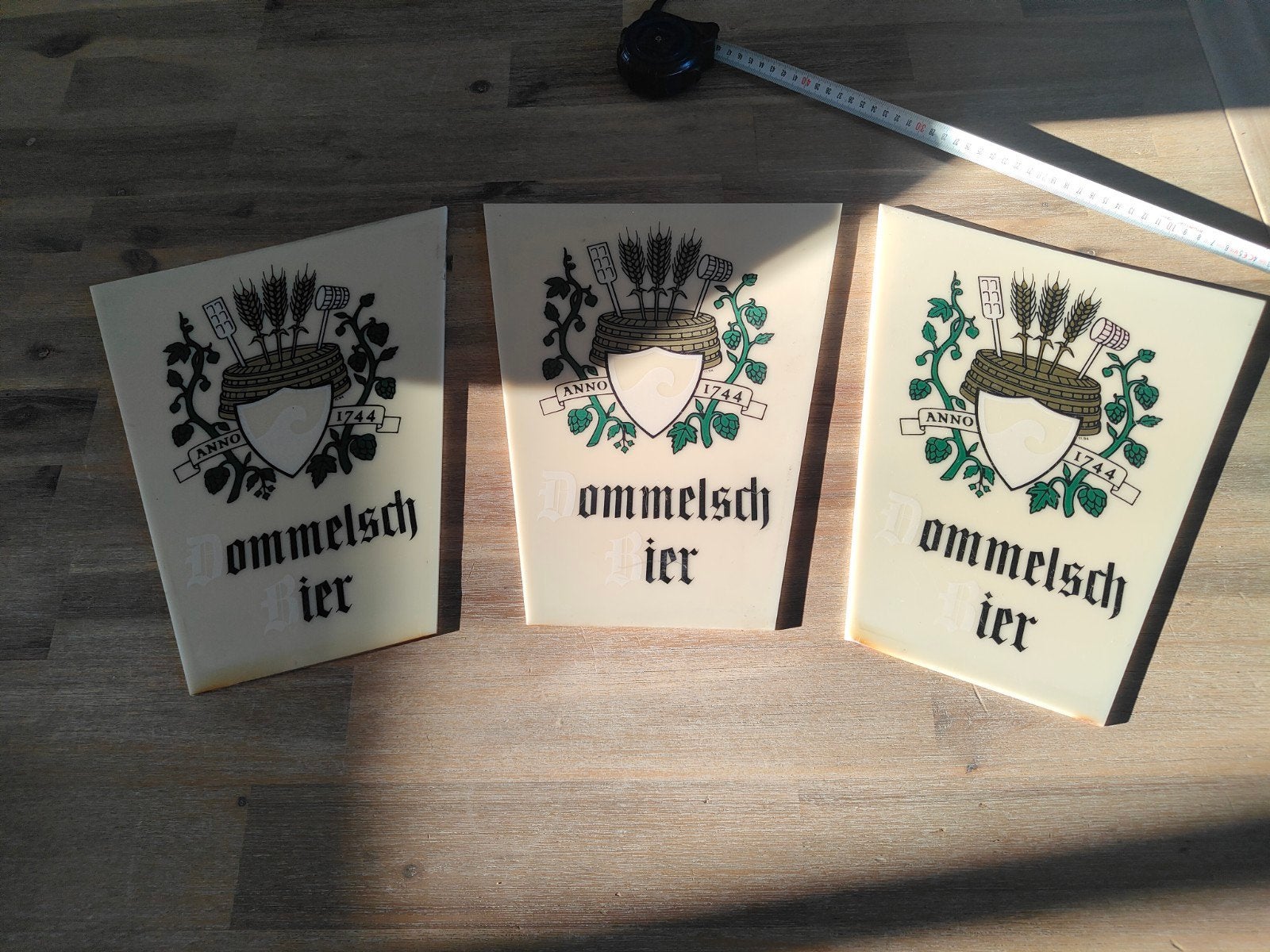 3x Vintage Dommelsch Bier lamp glazen - Anno 1744, Ophalen of Verzenden, Gebruikt, Reclamebord