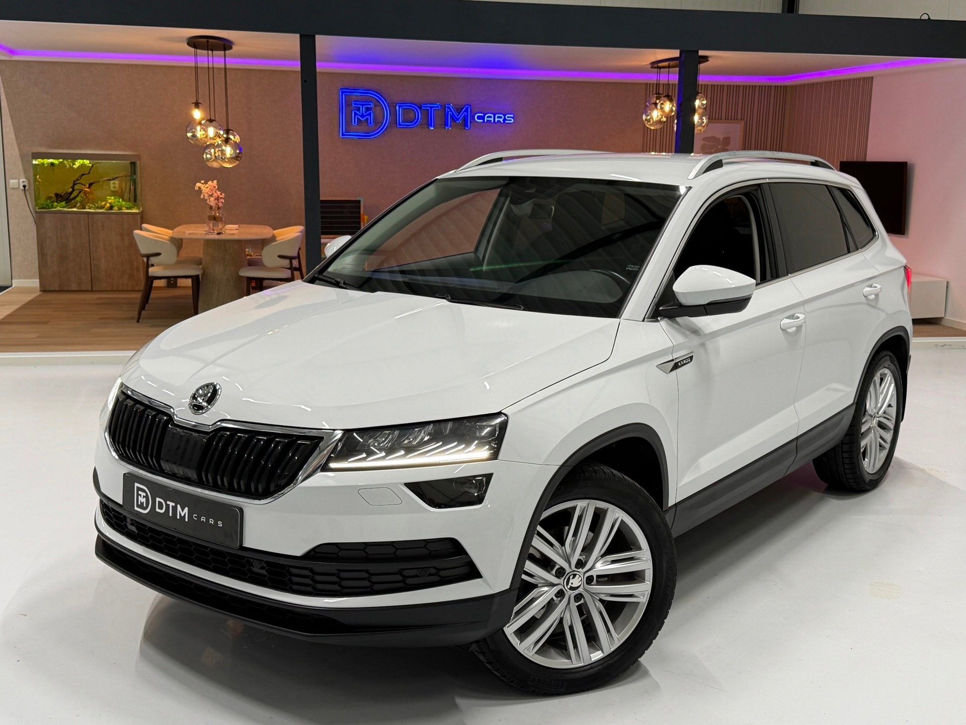 Skoda Karoq 1.5 TSI ACT Style Business |NAP|Trekhaak| App Co, Auto's, Dealer onderhouden, Stof, 4 cilinders, 150 pk
