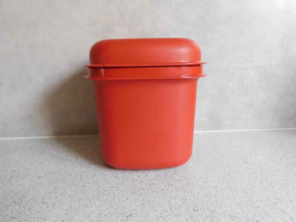 Tupperware IJsblokjesemmer 15x15x15 cm. Dubbelwandig Oranje, Huis en Inrichting, Keuken | Tupperware, Ophalen of Verzenden, Zo goed als nieuw