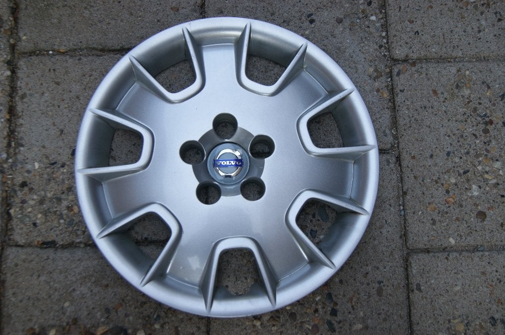 1 losse originele wieldop Volvo V70 16 inch (Model 2), Auto diversen, Wieldoppen, Ophalen of Verzenden, Gebruikt