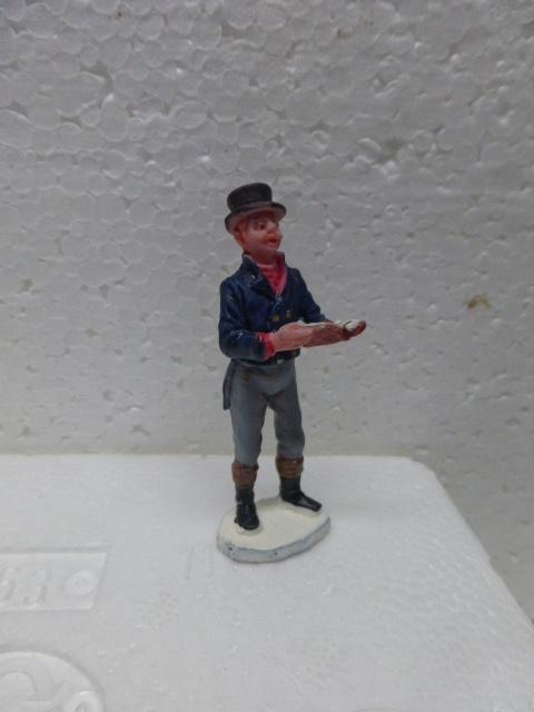 lemax Caroller Man kerstdorp poppetje figurine beeldje kerst, Diversen, Kerst, Ophalen of Verzenden, Zo goed als nieuw