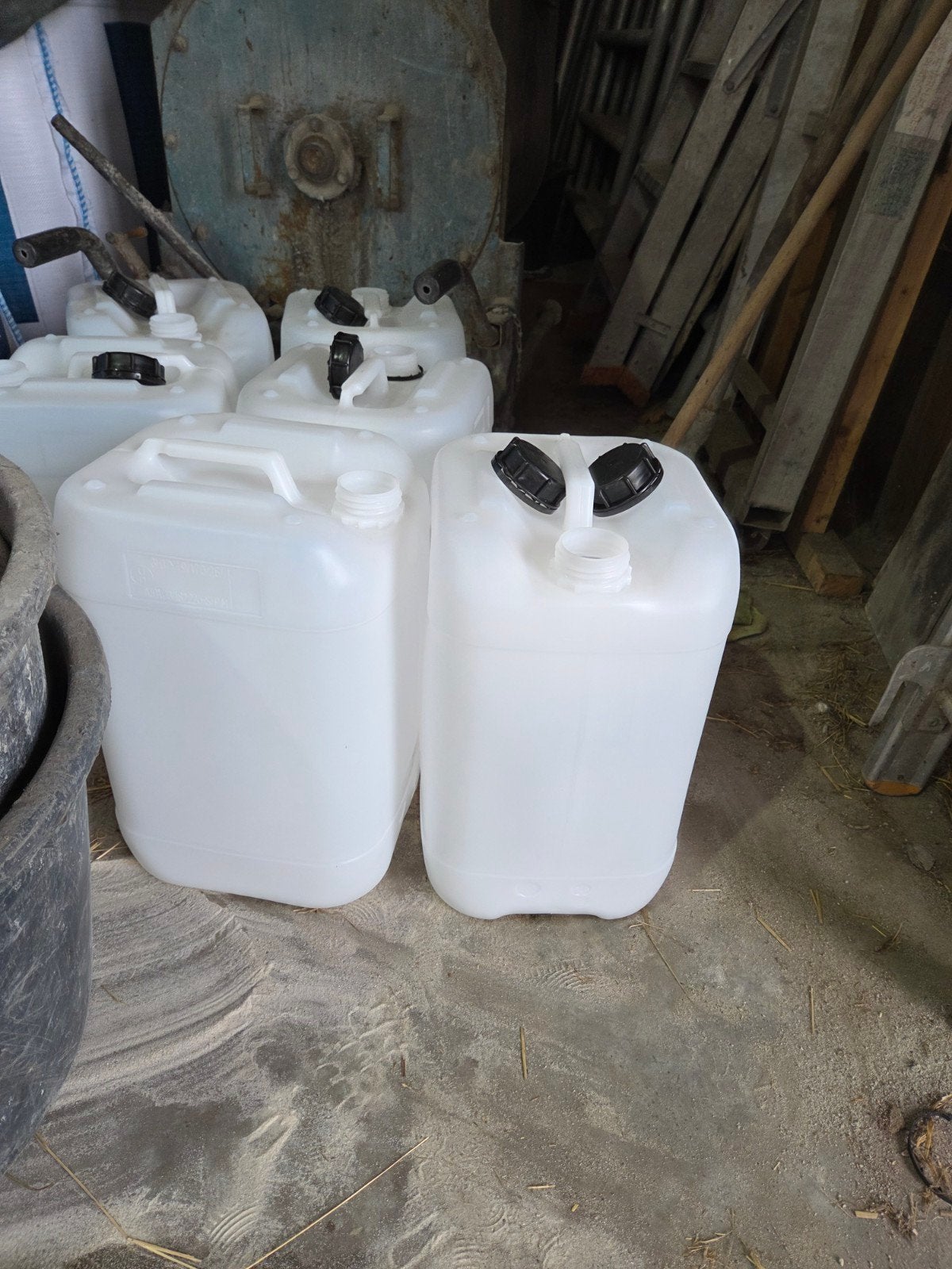 Jerrycans, Minder dan 75 liter, Ophalen