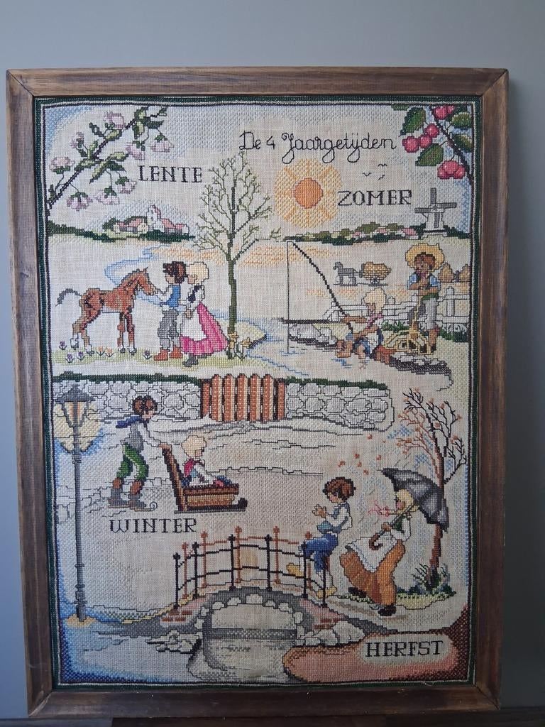 Borduurwerk in lijst  herfst zomer lente winter, Antiek en Kunst, Ophalen