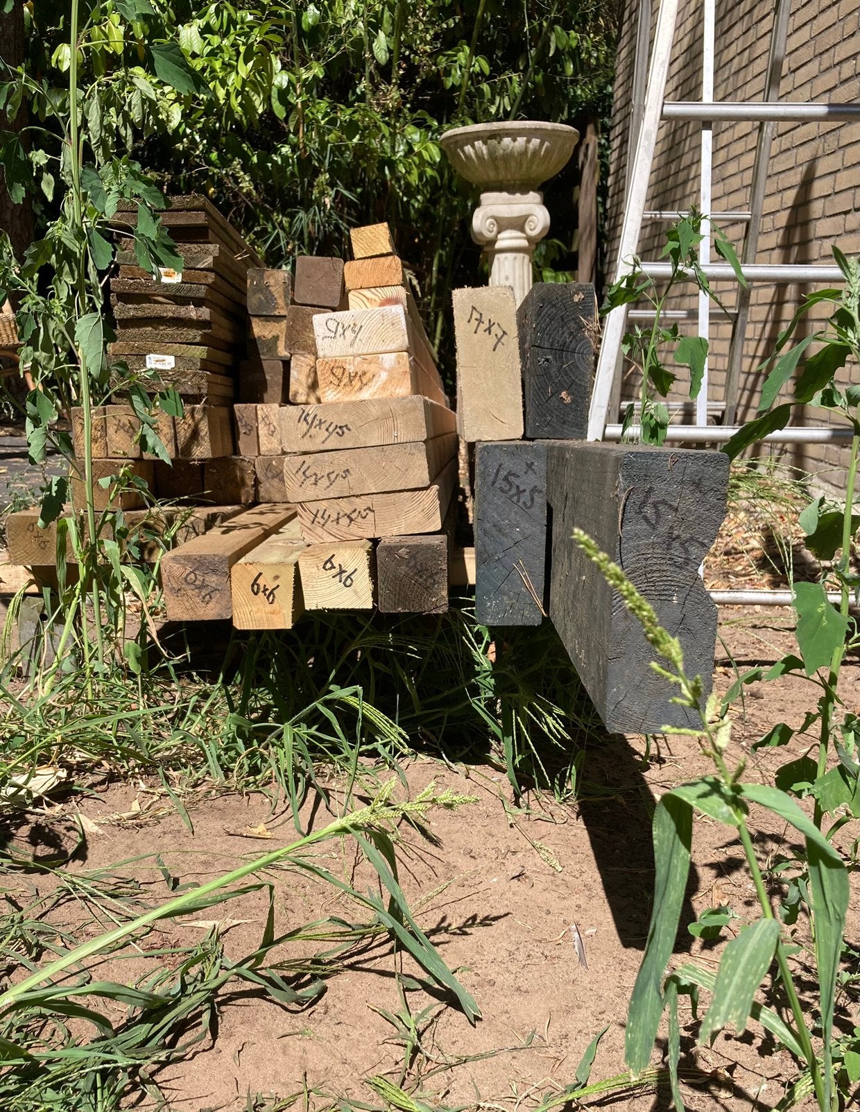 Te koop partij houten balken., Doe-het-zelf en Verbouw, Hout en Planken, Ophalen, Balk, Vuren, 50 mm of meer