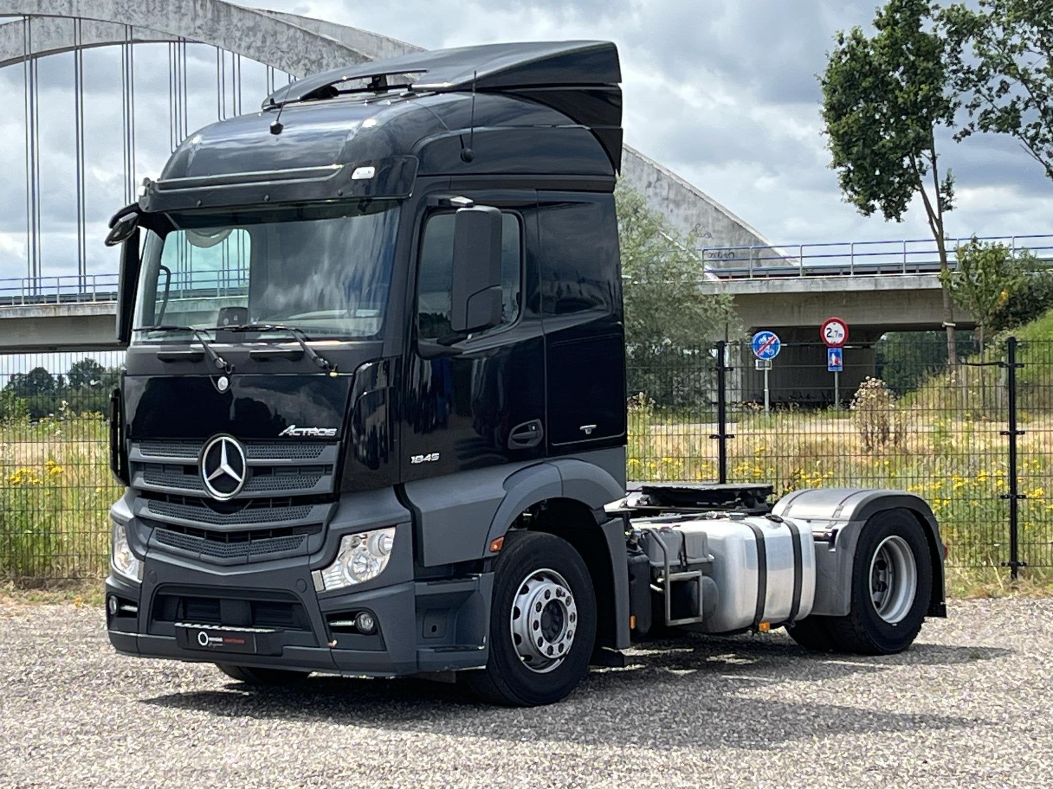 Mercedes-Benz Actros 1845 LS | Retarder, Stof, Euro 6, Zwart, Mercedes-Benz