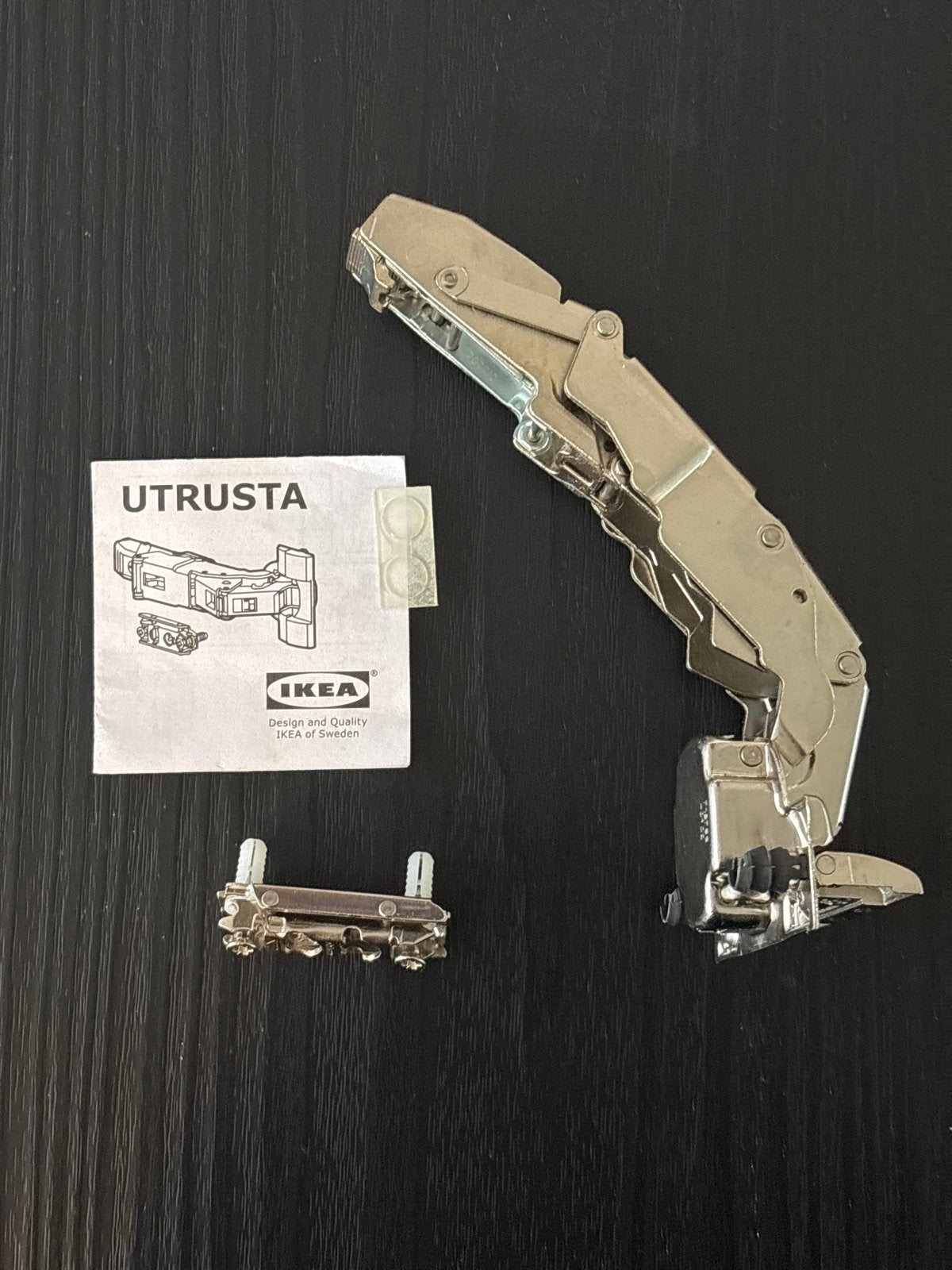1x IKEA UTRUSTA Scharnier 153 voor keukenkasten, Ophalen of Verzenden, Nieuw, Overige materialen, Scharnier