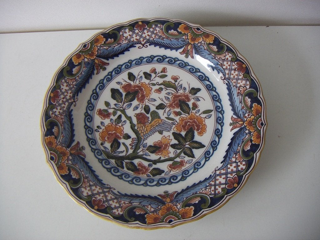 Makkum Tichelaar keramiek schaal jr.1940-1960. Vogel in boom, Porselein of Keramiek, Schaal, Rond, Ophalen of Verzenden