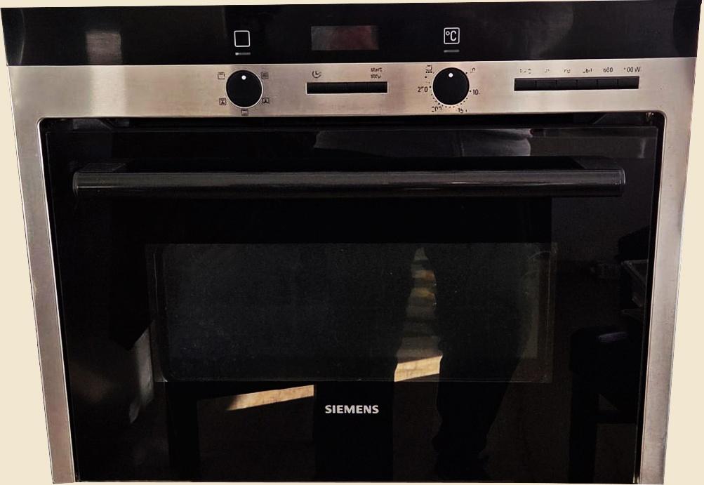 Siemens HB83K552 inbouw oven met magnetron- magnetron defect, Ophalen, 45 tot 50 cm, Gebruikt, Hete lucht