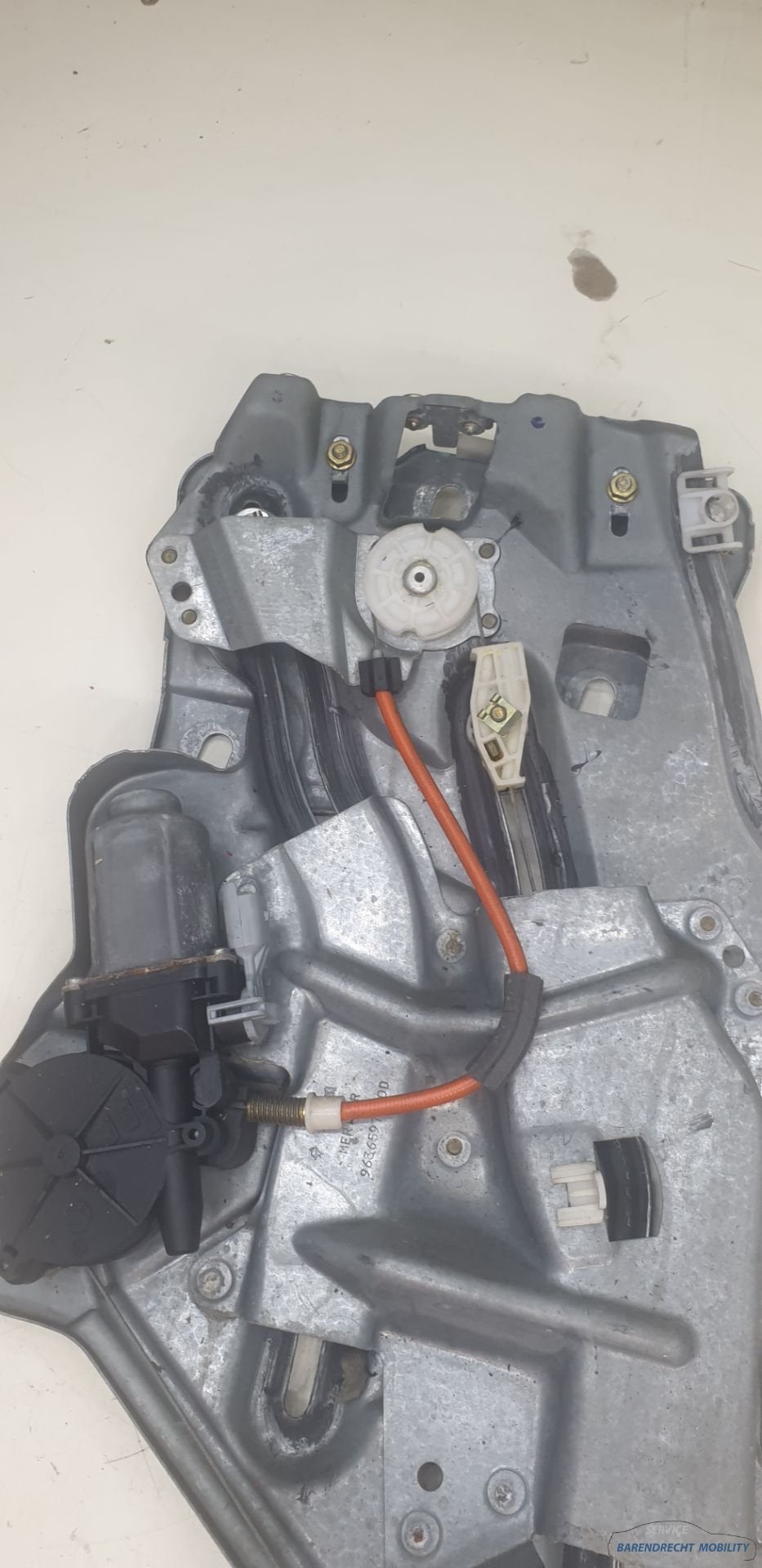 Raammechanisme 206 CC Peugeot rechtsachter 9636597280D cabri, Taurusavenue 1
2132 LS  Hoofddorp, NL, Gebruikt, Contact.group@renault.com