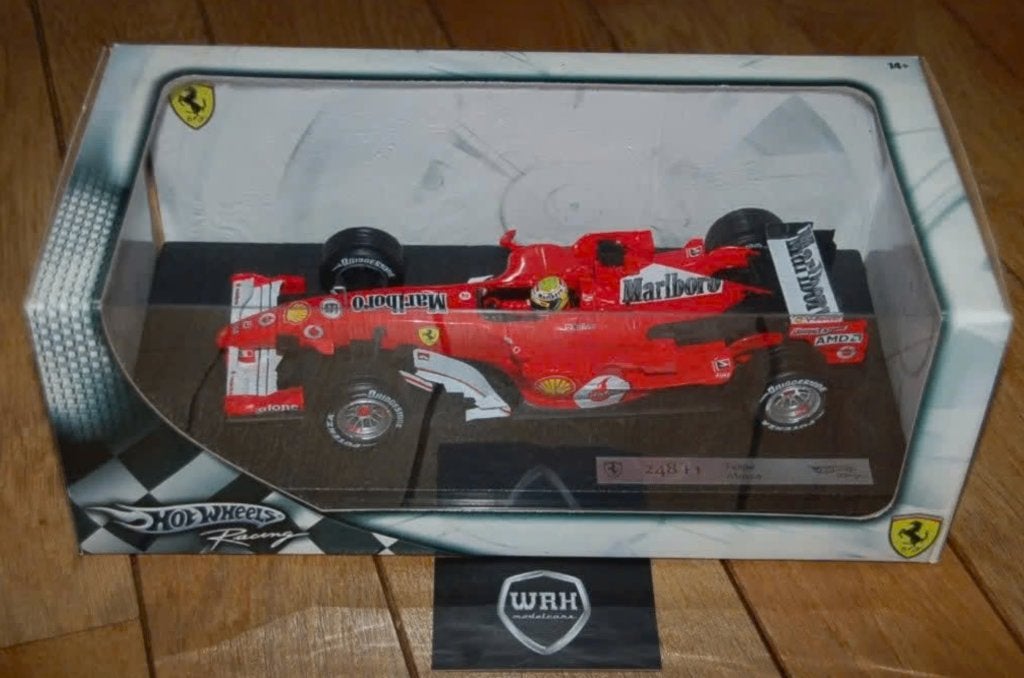 1:18 F1 FERRARI 248 Marlboro Felipe Massa Hotwheels WRH, Verzenden, Zo goed als nieuw, Auto, Hot Wheels