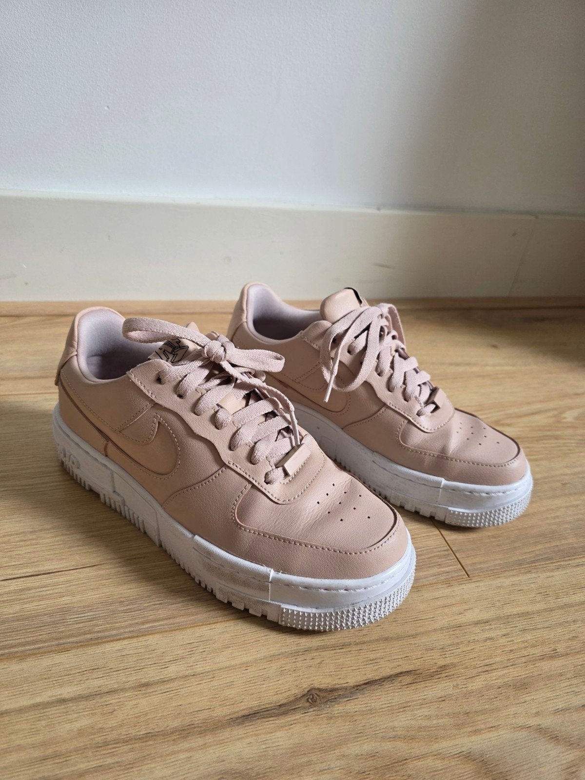 Nike Air Force 1 Pixel Particle Beige – maat 39, Ophalen of Verzenden, Gedragen, Beige, Sneakers of Gympen