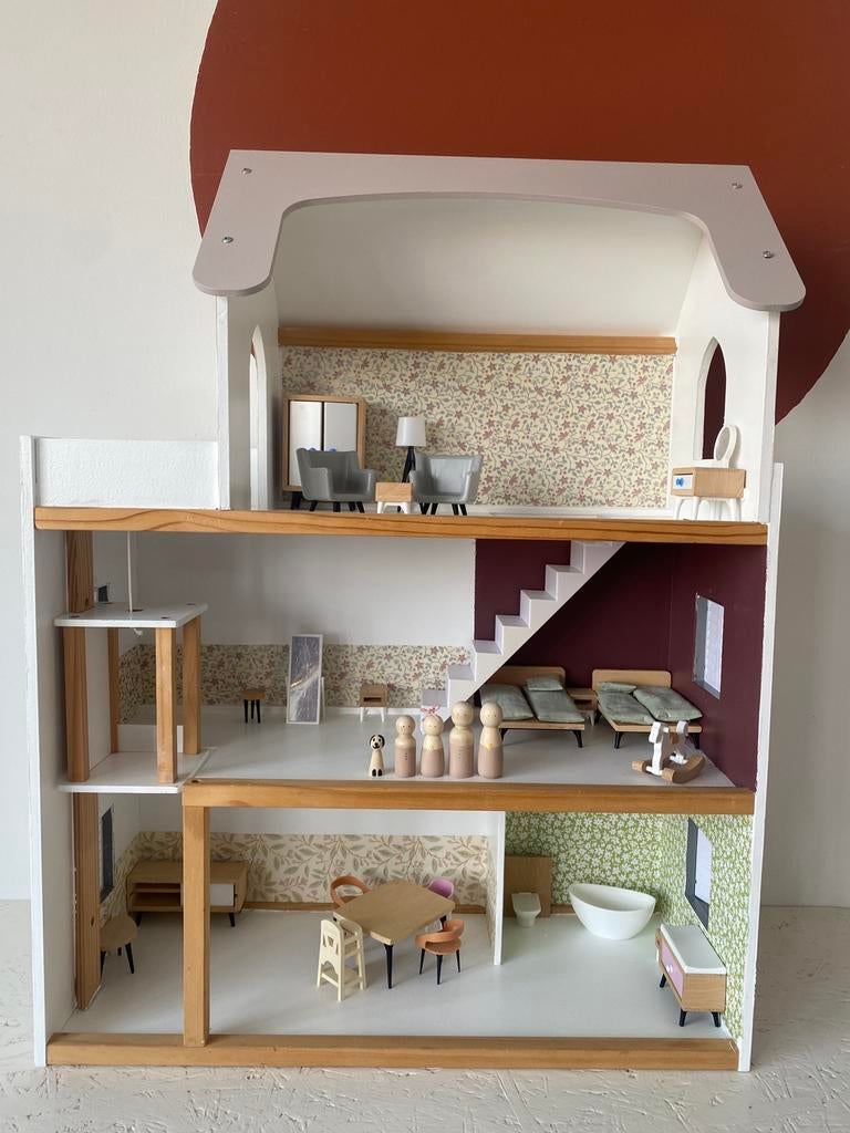 Fijn formaat poppenhuis (gepimpt), Ophalen, Zo goed als nieuw, Poppenhuis