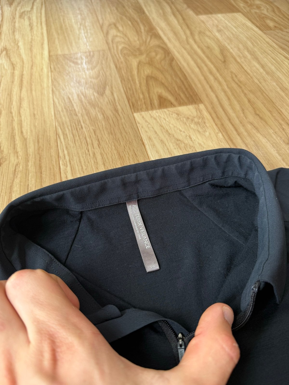 Arc'teryx Veilance Frame Polo Shirt M Zwart, Ophalen of Verzenden, Zo goed als nieuw, Maat 48/50 (M), Zwart