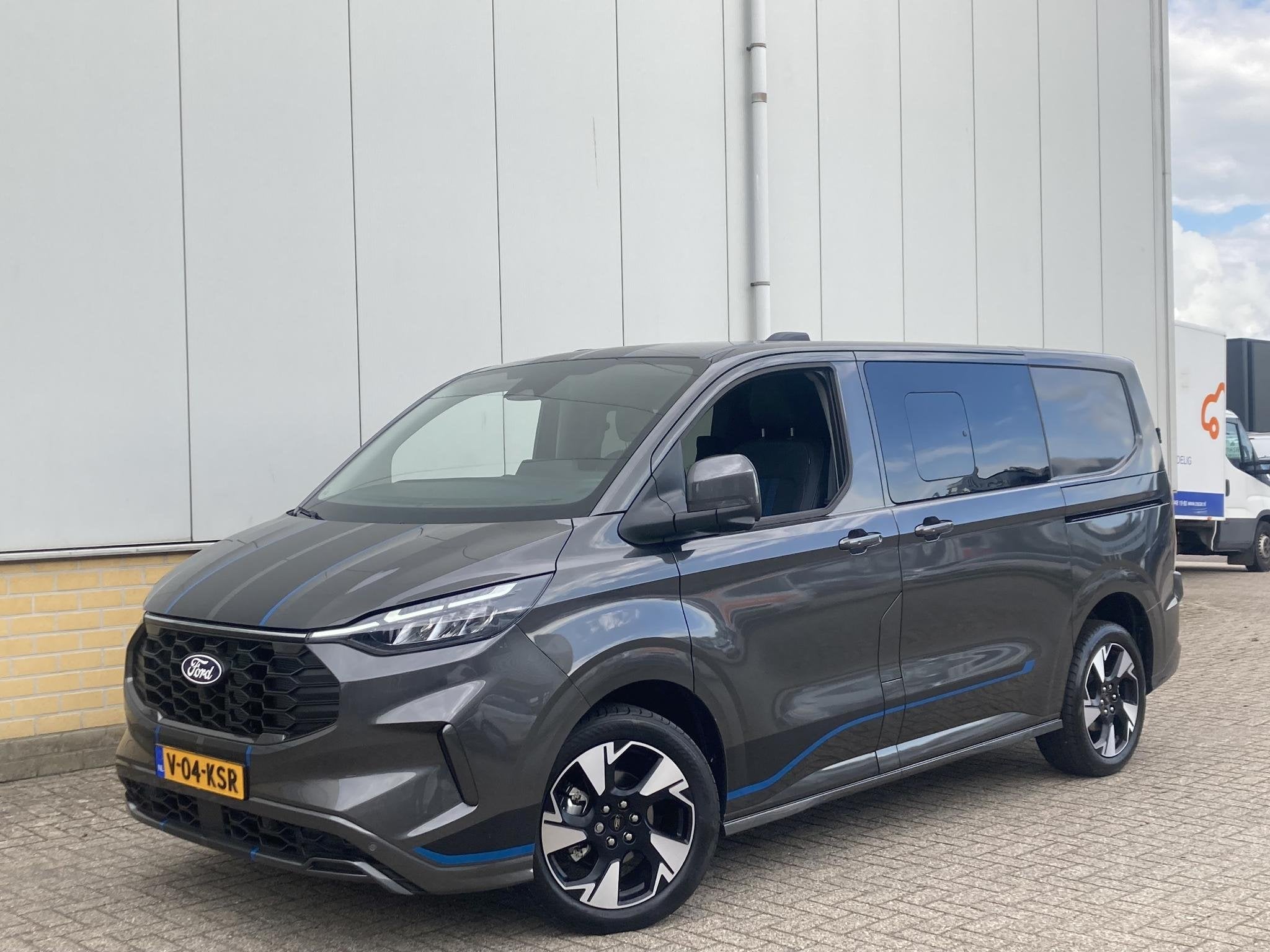 Ford Transit Custom 320 2.0 TDCI 170 pk L1H1 Sport DC AWD Du, Auto's, Automaat, Gebruikt, Euro 6, 2500 kg